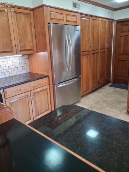 1020 Main Street, Huron, 44839, 5 Bedrooms Bedrooms, ,3 BathroomsBathrooms,Residential,For Sale,Main,20262611