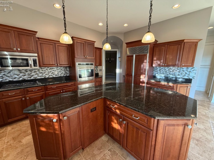 3125 Alexandrias Drive, Sandusky, 44870, 4 Bedrooms Bedrooms, ,4 BathroomsBathrooms,Residential,For Sale,Alexandrias,20262615