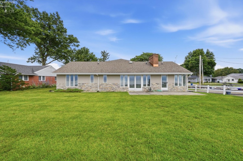 1598 Edgewater Drive, Port Clinton, 43452, 3 Bedrooms Bedrooms, ,3 BathroomsBathrooms,Residential,For Sale,Edgewater,20262605