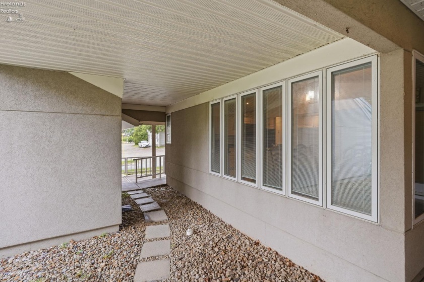 1598 Edgewater Drive, Port Clinton, 43452, 3 Bedrooms Bedrooms, ,3 BathroomsBathrooms,Residential,For Sale,Edgewater,20262605