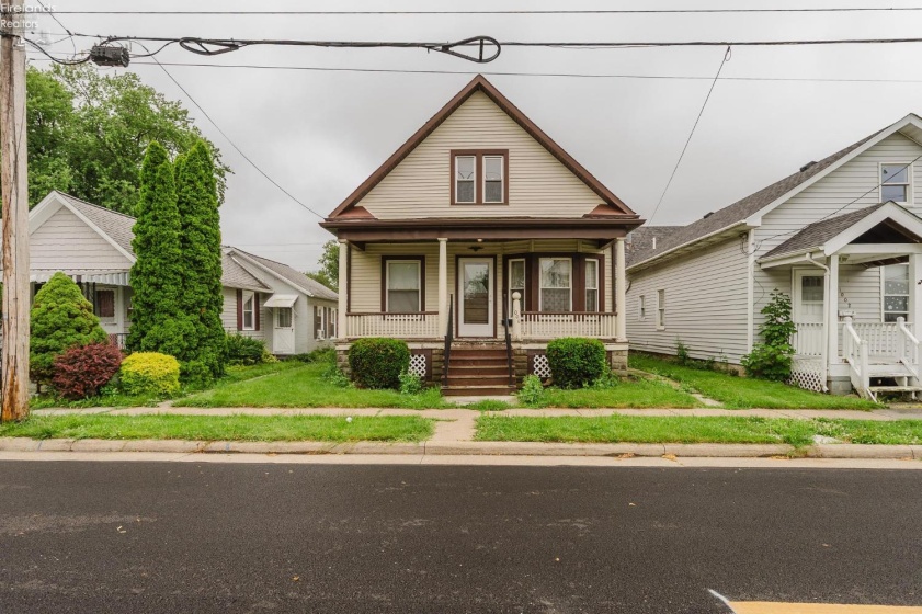 1006 2nd, Sandusky, 44870, 2 Bedrooms Bedrooms, ,1 BathroomBathrooms,Residential,For Sale,2nd,20262600