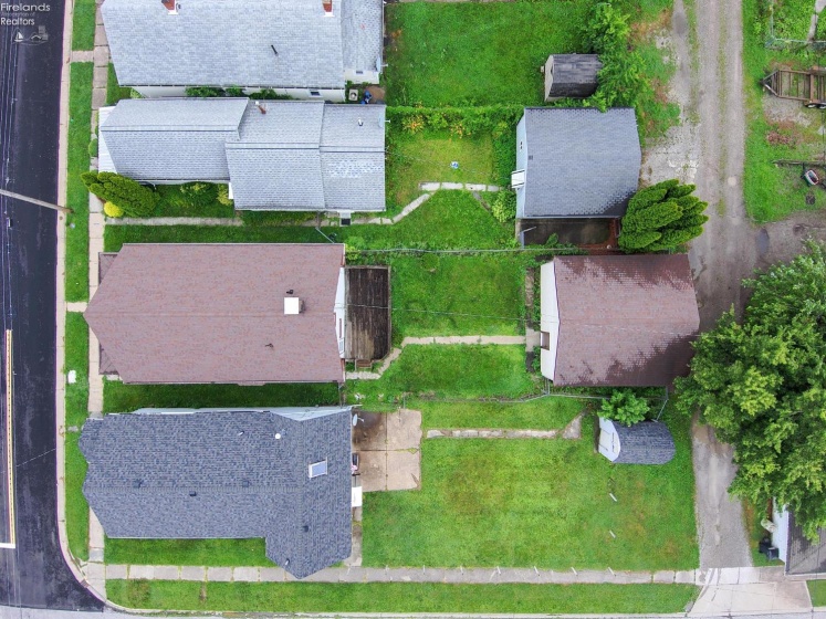 1006 2nd, Sandusky, 44870, 2 Bedrooms Bedrooms, ,1 BathroomBathrooms,Residential,For Sale,2nd,20262600