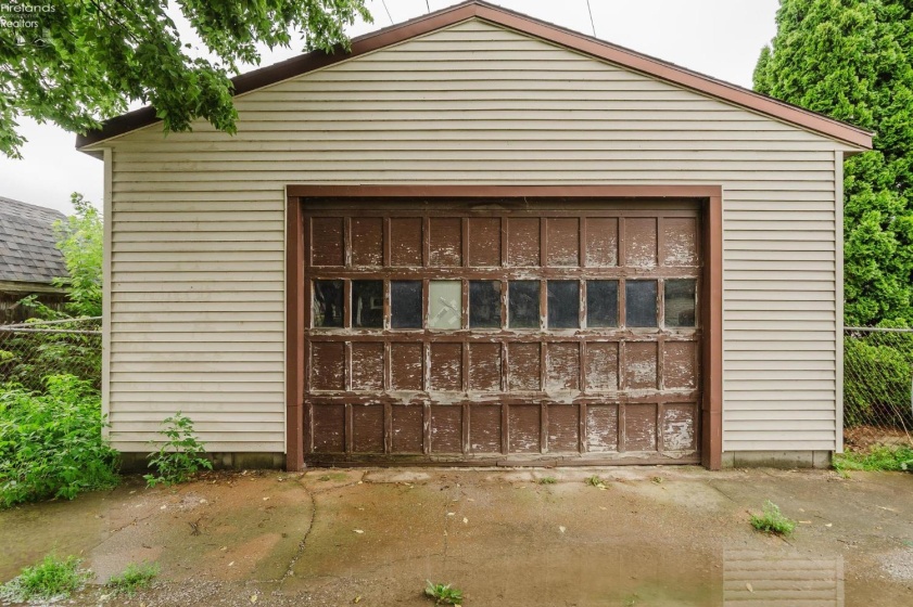 1006 2nd, Sandusky, 44870, 2 Bedrooms Bedrooms, ,1 BathroomBathrooms,Residential,For Sale,2nd,20262600