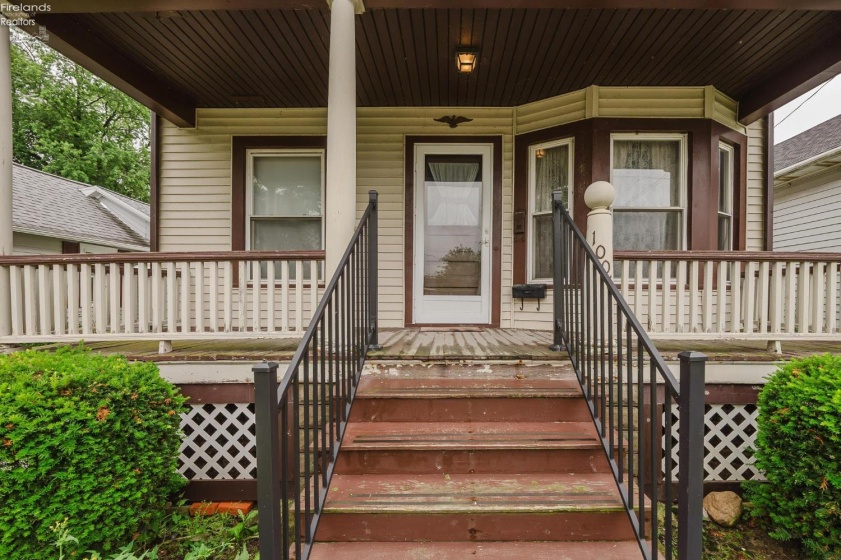 1006 2nd, Sandusky, 44870, 2 Bedrooms Bedrooms, ,1 BathroomBathrooms,Residential,For Sale,2nd,20262600
