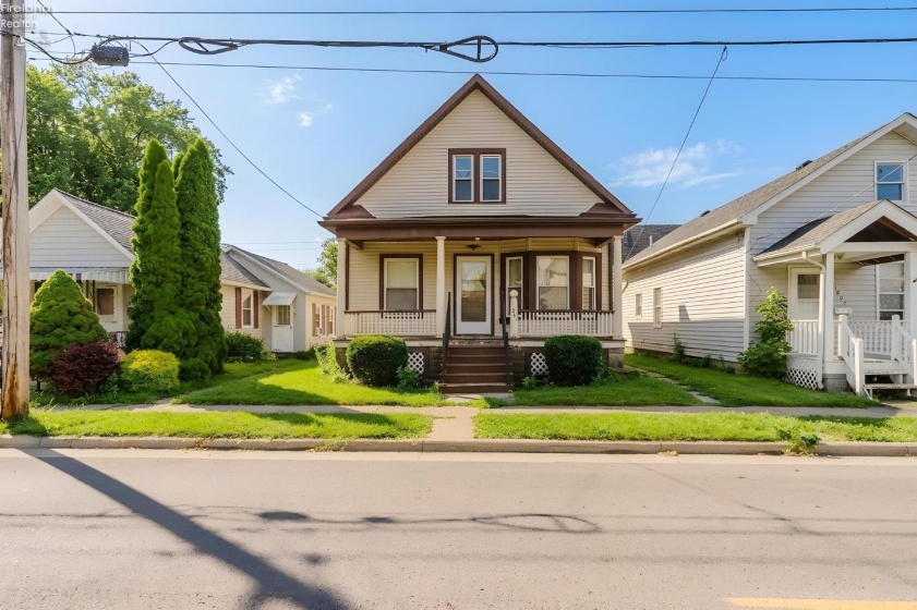 1006 2nd, Sandusky, 44870, 2 Bedrooms Bedrooms, ,1 BathroomBathrooms,Residential,For Sale,2nd,20262600