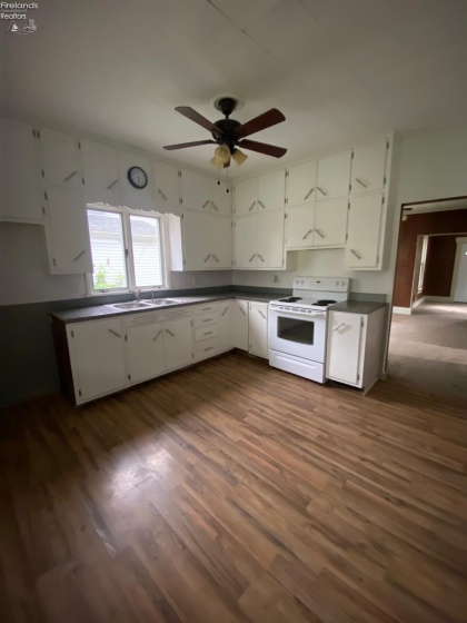 1021 Alger Street, Fremont, 43420, 2 Bedrooms Bedrooms, ,1 BathroomBathrooms,Residential,For Sale,Alger,20262584