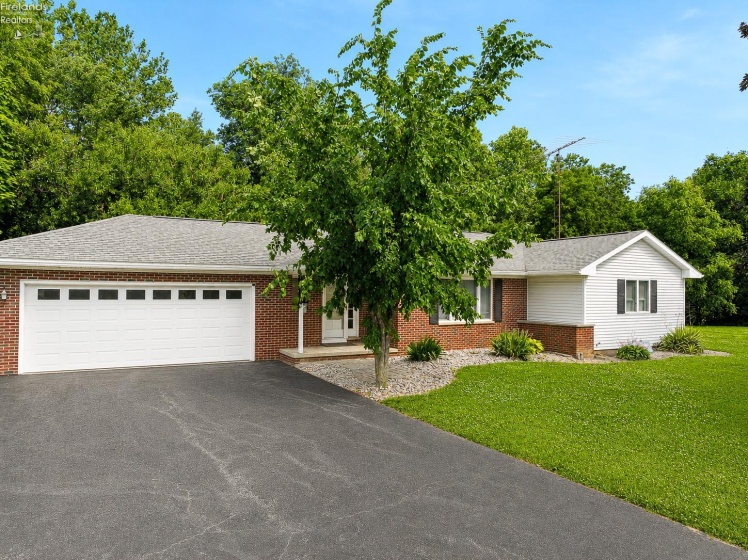 3940 County Road 198, Green Springs, 44836, 3 Bedrooms Bedrooms, ,3 BathroomsBathrooms,Residential,For Sale,County Road 198,20262498