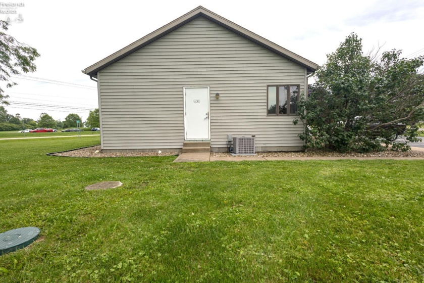 801 Rye Beach Road, Huron, 44839, ,Commercial,For Sale,Rye Beach,20262614