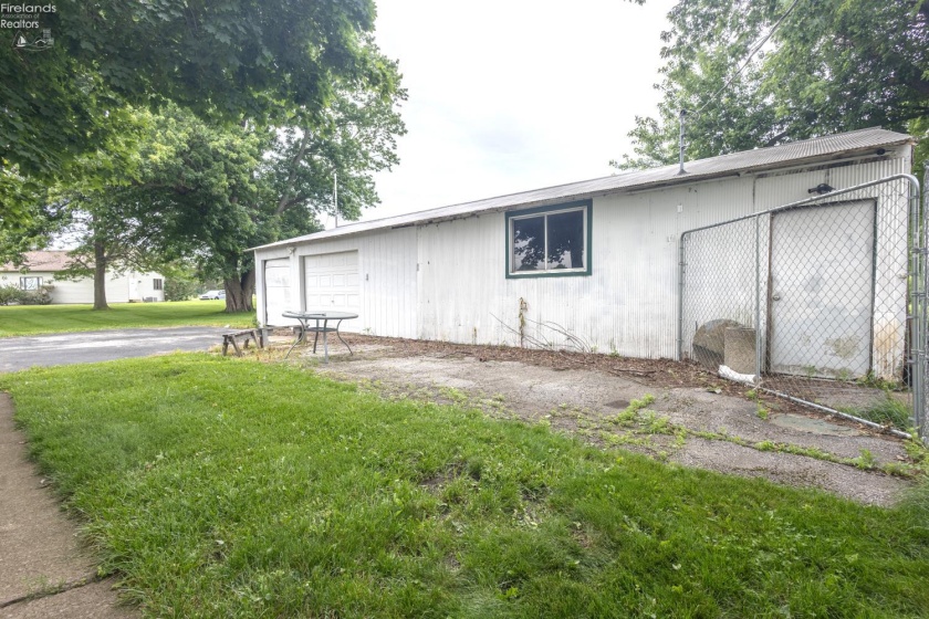 801 Rye Beach Road, Huron, 44839, ,Commercial,For Sale,Rye Beach,20262614