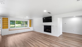 39591 State Route 303, LaGrange, 44050, ,4 BathroomsBathrooms,Residential,For Sale,State Route 303,20262616