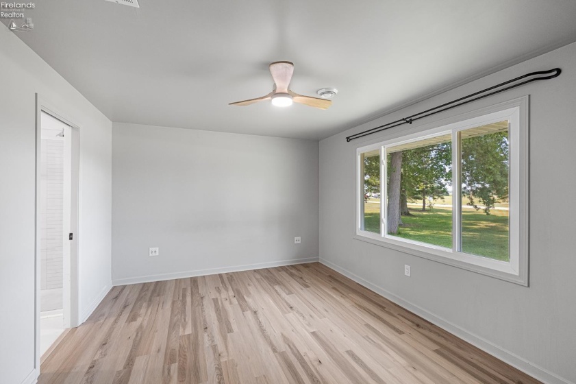 39591 State Route 303, LaGrange, 44050, ,4 BathroomsBathrooms,Residential,For Sale,State Route 303,20262616