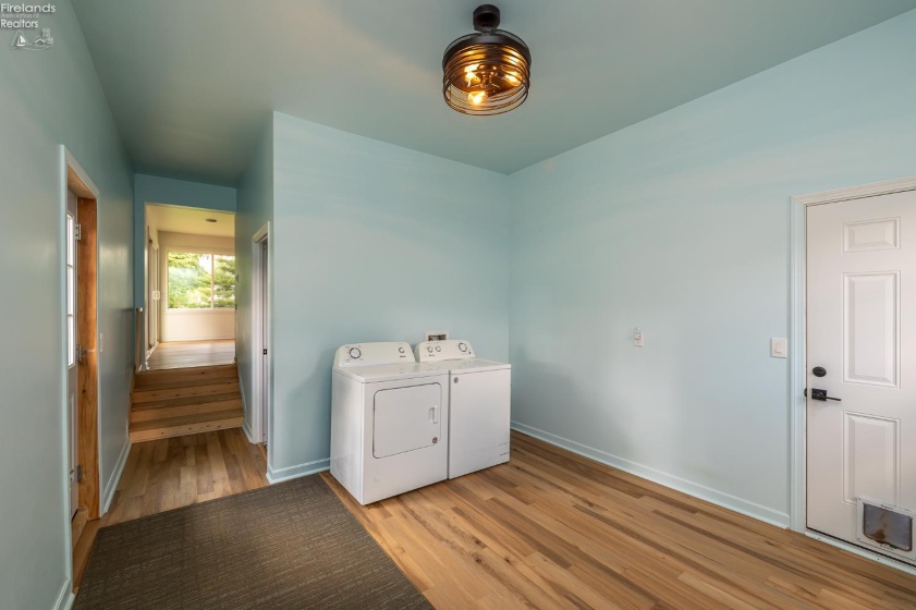 39591 State Route 303, LaGrange, 44050, ,4 BathroomsBathrooms,Residential,For Sale,State Route 303,20262616