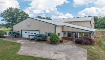 39591 State Route 303, LaGrange, 44050, ,4 BathroomsBathrooms,Residential,For Sale,State Route 303,20262616