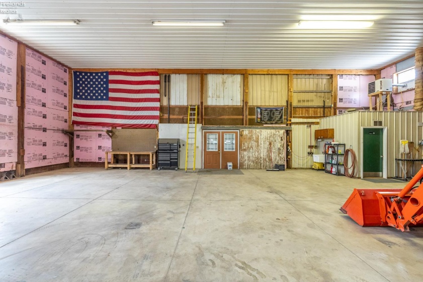 39591 State Route 303, LaGrange, 44050, ,4 BathroomsBathrooms,Residential,For Sale,State Route 303,20262616