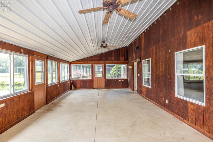 39591 State Route 303, LaGrange, 44050, ,4 BathroomsBathrooms,Residential,For Sale,State Route 303,20262616