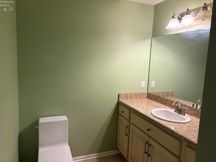 3904 Coventry Lane, Huron, 44839, 2 Bedrooms Bedrooms, ,2 BathroomsBathrooms,Residential,For Sale,Coventry,20262462