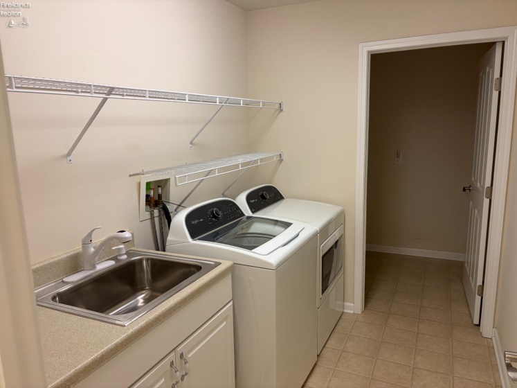 3904 Coventry Lane, Huron, 44839, 2 Bedrooms Bedrooms, ,2 BathroomsBathrooms,Residential,For Sale,Coventry,20262462