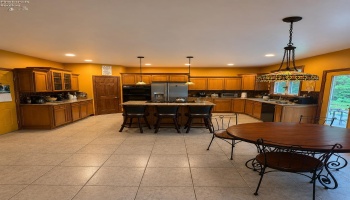 3650 Fourth Street, Mansfield, 44903, 5 Bedrooms Bedrooms, ,4 BathroomsBathrooms,Residential,For Sale,Fourth,20262636