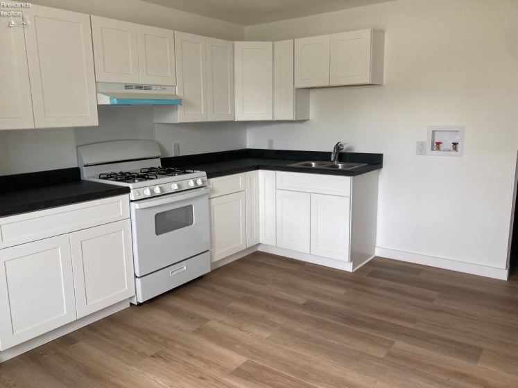 327 Keefer, Willard, 44890, ,Multiple Units,For Sale,Keefer,20262598