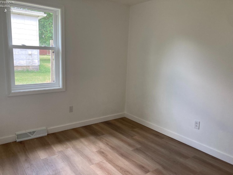 327 Keefer, Willard, 44890, ,Multiple Units,For Sale,Keefer,20262598