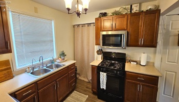 41 Elm Street, Norwalk, 44857, 2 Bedrooms Bedrooms, ,2 BathroomsBathrooms,Residential,For Sale,Elm,20262447