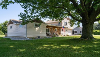 818 Front Street, Pemberville, 43450, 5 Bedrooms Bedrooms, ,2 BathroomsBathrooms,Residential,For Sale,Front,20262465