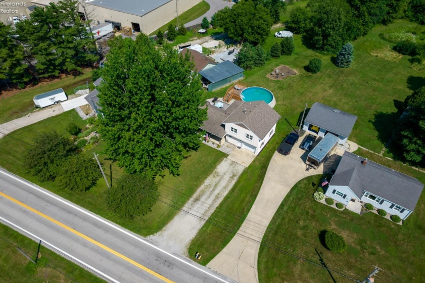 818 Front Street, Pemberville, 43450, 5 Bedrooms Bedrooms, ,2 BathroomsBathrooms,Residential,For Sale,Front,20262465