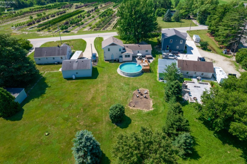 818 Front Street, Pemberville, 43450, 5 Bedrooms Bedrooms, ,2 BathroomsBathrooms,Residential,For Sale,Front,20262465