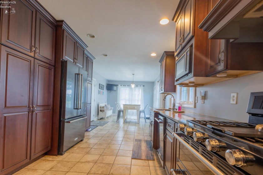 6105 Mason Road, Sandusky, 44870, 4 Bedrooms Bedrooms, ,3 BathroomsBathrooms,Residential,For Sale,Mason,20262359