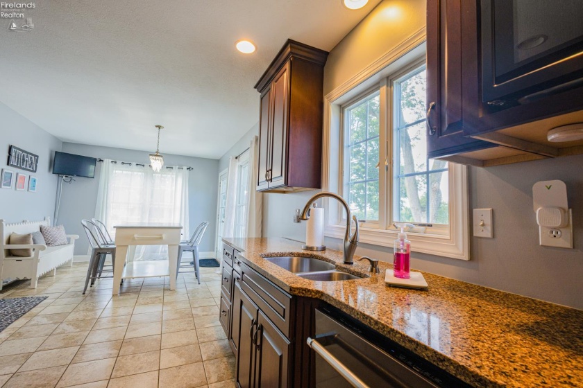 6105 Mason Road, Sandusky, 44870, 4 Bedrooms Bedrooms, ,3 BathroomsBathrooms,Residential,For Sale,Mason,20262359