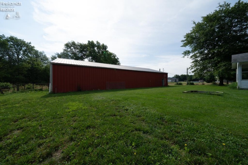 895 county road 212, Fremont, 43420, 3 Bedrooms Bedrooms, ,2 BathroomsBathrooms,Residential,For Sale,county road 212,20262472