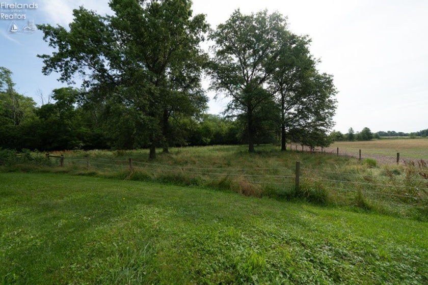 895 county road 212, Fremont, 43420, 3 Bedrooms Bedrooms, ,2 BathroomsBathrooms,Residential,For Sale,county road 212,20262472