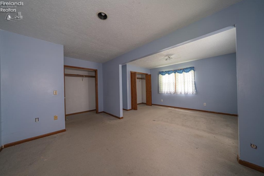 895 county road 212, Fremont, 43420, 3 Bedrooms Bedrooms, ,2 BathroomsBathrooms,Residential,For Sale,county road 212,20262472