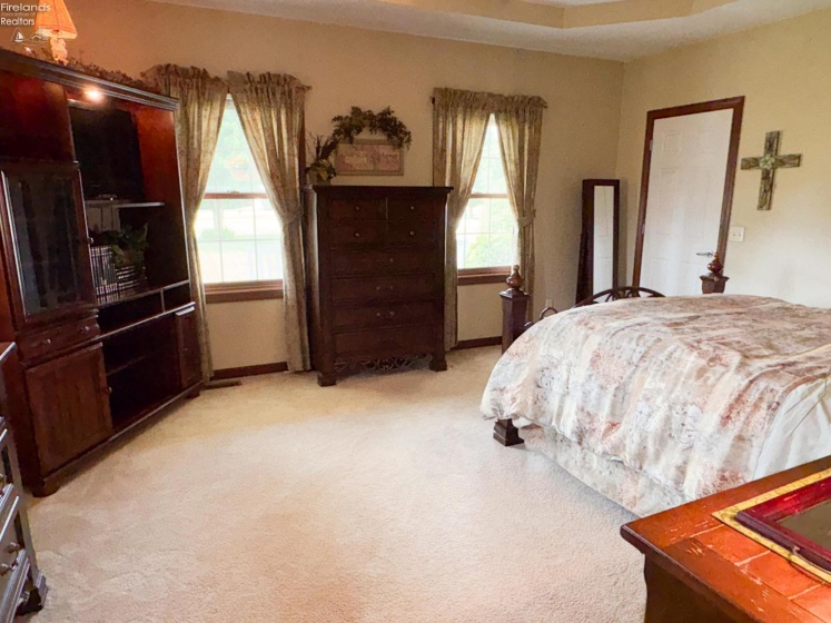 910 Water Street, Woodville, 43469, 4 Bedrooms Bedrooms, ,3 BathroomsBathrooms,Residential,For Sale,Water,20262547