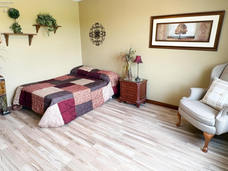 910 Water Street, Woodville, 43469, 4 Bedrooms Bedrooms, ,3 BathroomsBathrooms,Residential,For Sale,Water,20262547