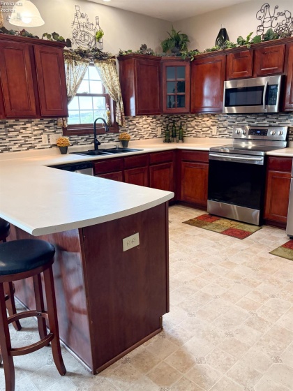 910 Water Street, Woodville, 43469, 4 Bedrooms Bedrooms, ,3 BathroomsBathrooms,Residential,For Sale,Water,20262547