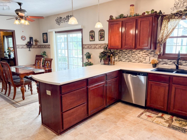 910 Water Street, Woodville, 43469, 4 Bedrooms Bedrooms, ,3 BathroomsBathrooms,Residential,For Sale,Water,20262547