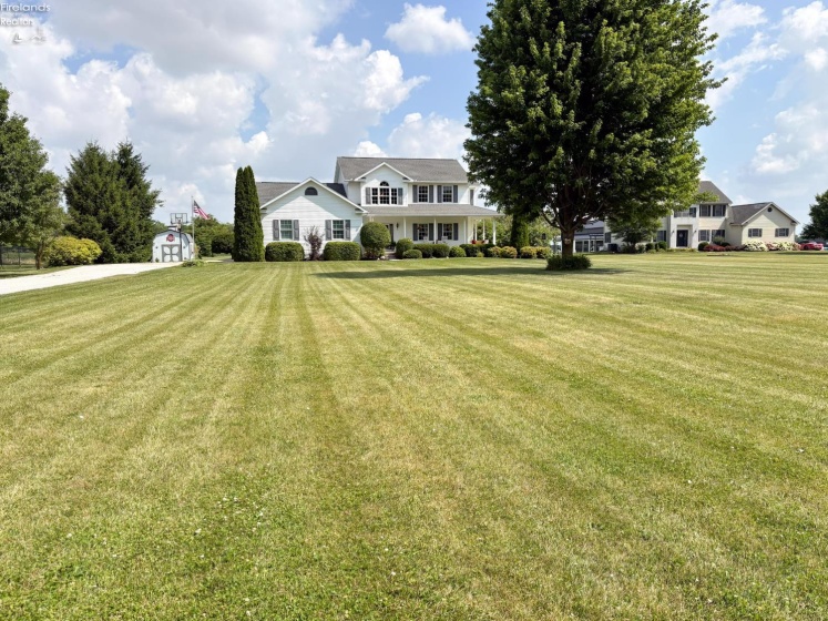 910 Water Street, Woodville, 43469, 4 Bedrooms Bedrooms, ,3 BathroomsBathrooms,Residential,For Sale,Water,20262547