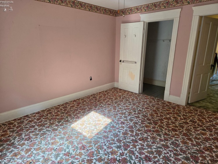 614 Park Avenue, Fremont, 43420, 4 Bedrooms Bedrooms, ,1 BathroomBathrooms,Residential,For Sale,Park,20262592