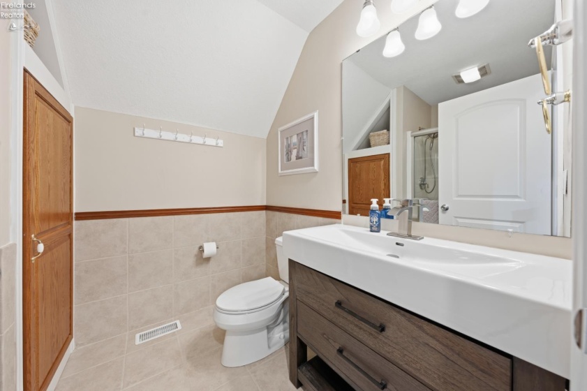2313 Sand Road, Port Clinton, 43452, 4 Bedrooms Bedrooms, ,3 BathroomsBathrooms,Residential,For Sale,Sand,20262617
