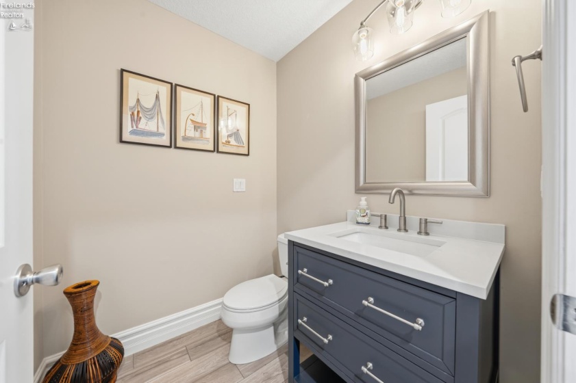 2313 Sand Road, Port Clinton, 43452, 4 Bedrooms Bedrooms, ,3 BathroomsBathrooms,Residential,For Sale,Sand,20262617