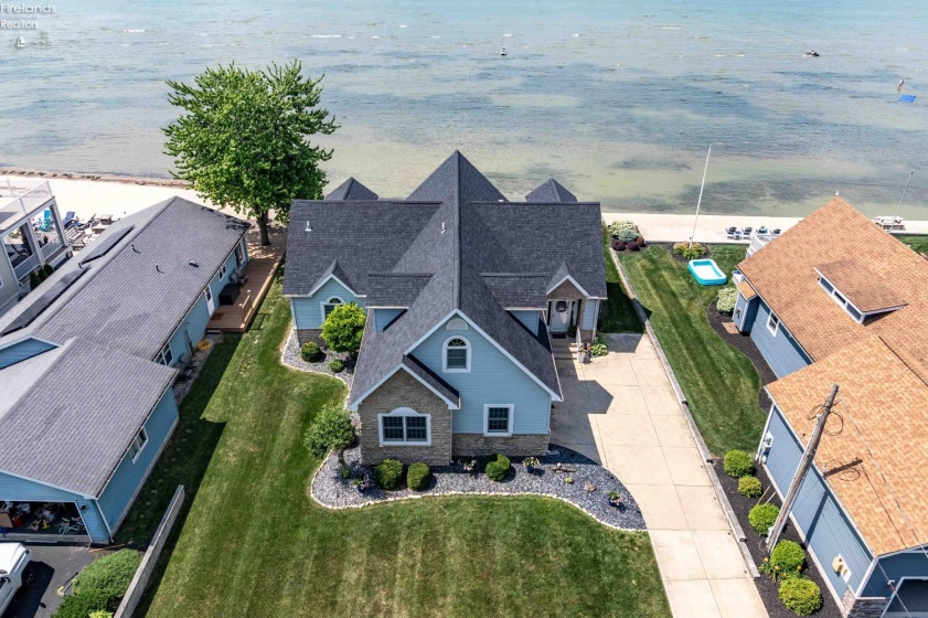 2313 Sand Road, Port Clinton, 43452, 4 Bedrooms Bedrooms, ,3 BathroomsBathrooms,Residential,For Sale,Sand,20262617