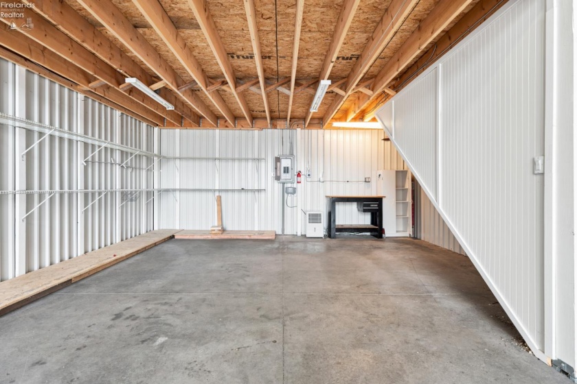 680 Plasterbed Road, Port Clinton, 43452, ,Residential,For Sale,Plasterbed,20262588