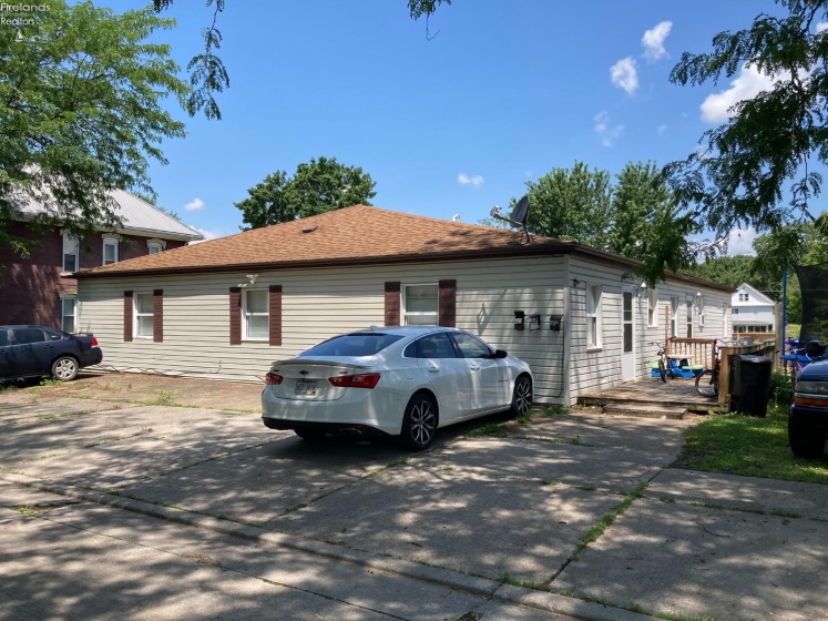 31 Washington, Willard, 44890, ,Multiple Units,For Sale,Washington,20262612