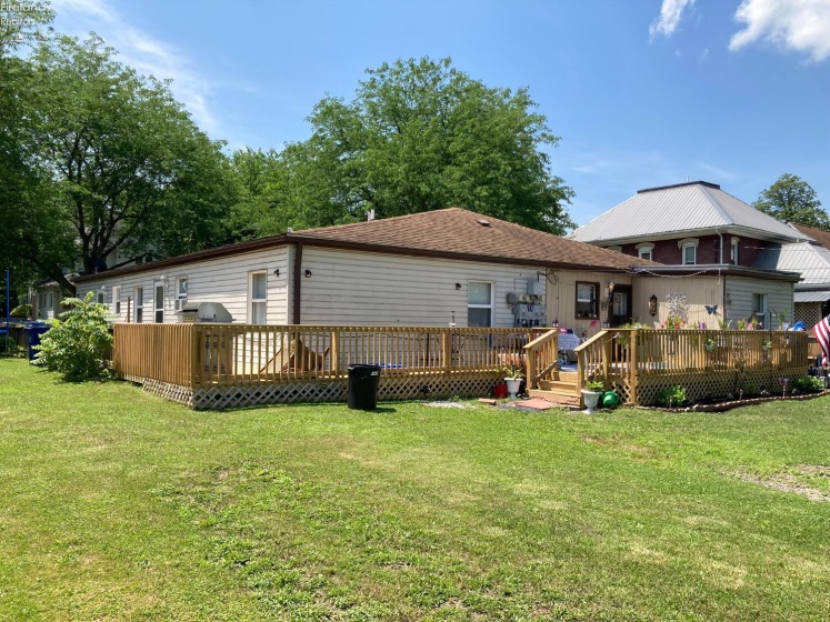 31 Washington, Willard, 44890, ,Multiple Units,For Sale,Washington,20262612