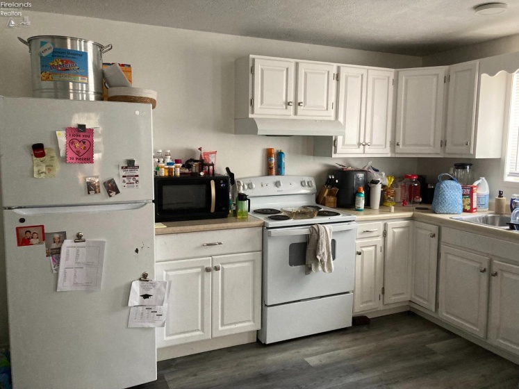 31 Washington, Willard, 44890, ,Multiple Units,For Sale,Washington,20262612