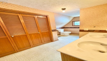 202 Euclid Avenue, Bellevue, 44811, 3 Bedrooms Bedrooms, ,1 BathroomBathrooms,Residential,For Sale,Euclid,20262276 202 Euclid Avenue, Bellevue, 44811, 3 Bedrooms Bedrooms, ,1 BathroomBathrooms,Residential,For Sale,Euclid,20262276