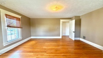 202 Euclid Avenue, Bellevue, 44811, 3 Bedrooms Bedrooms, ,1 BathroomBathrooms,Residential,For Sale,Euclid,20262276 202 Euclid Avenue, Bellevue, 44811, 3 Bedrooms Bedrooms, ,1 BathroomBathrooms,Residential,For Sale,Euclid,20262276