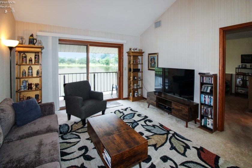 2594 Sun Valley Drive, Port Clinton, 43452, 2 Bedrooms Bedrooms, ,1 BathroomBathrooms,Residential,For Sale,Sun Valley,20262651