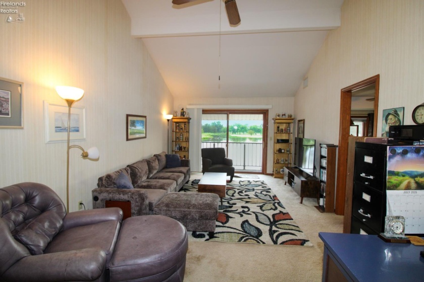 2594 Sun Valley Drive, Port Clinton, 43452, 2 Bedrooms Bedrooms, ,1 BathroomBathrooms,Residential,For Sale,Sun Valley,20262651